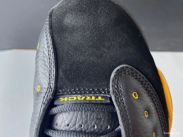 League Air Retro AR4390-035 Jordan 13 Oregon High 0717